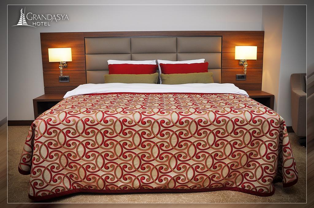 Grand Asya Hotel Бандырма Экстерьер фото