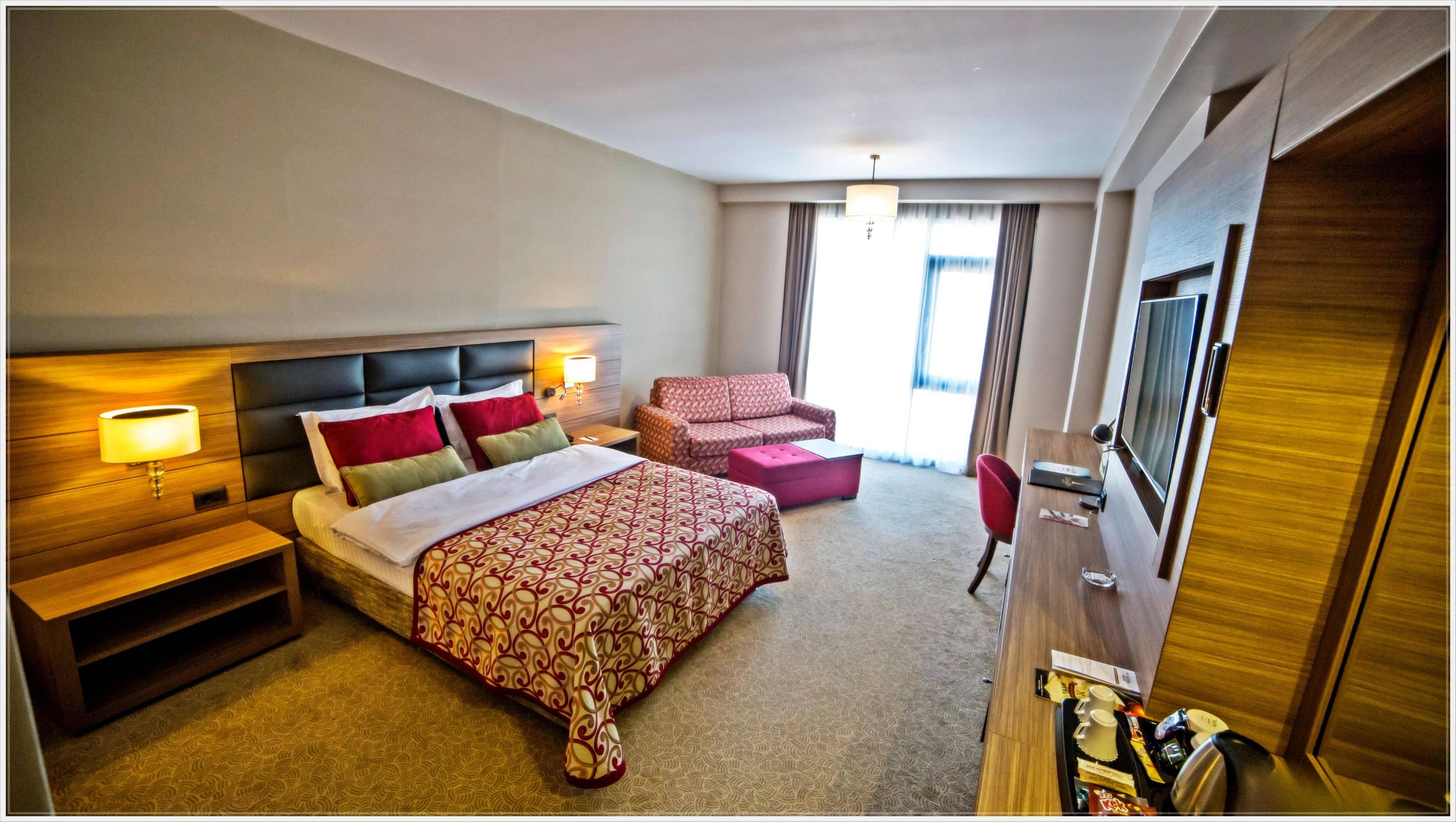 Grand Asya Hotel Бандырма Экстерьер фото